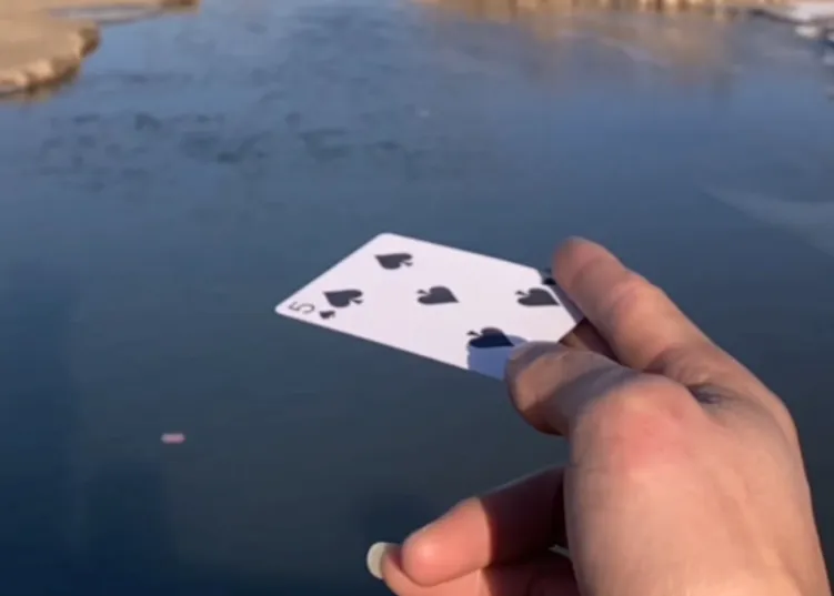 飞牌教程:圆你童年飞牌杀手梦