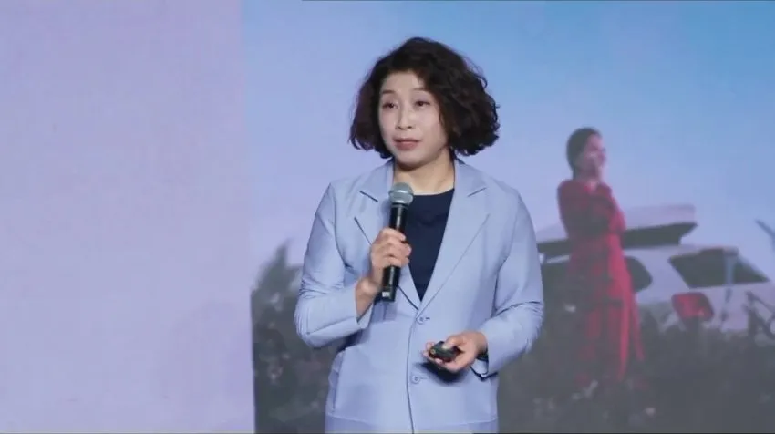 2025虹书房学伴跨年聚会:静待花开,开启知识新旅程