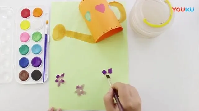 儿童创意水彩绘本课16节:3 - 8岁快乐学绘画