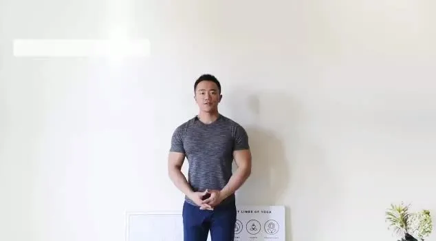 麦大湿假胯矫正全攻略:成因分析+松解训练+姿势矫正