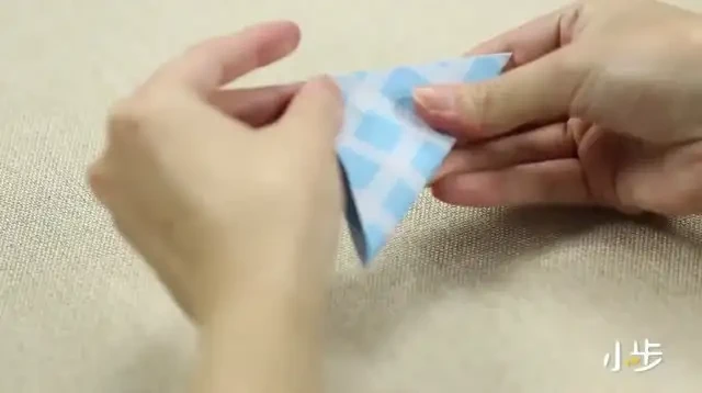 亲子折纸手工课:30个趣味折纸教程,陪孩子一起动手玩