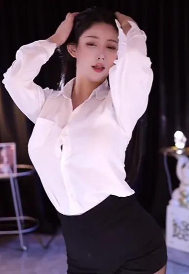 韵子姐姐直播录像性感舞蹈合集“丰满婀娜”精彩回顾