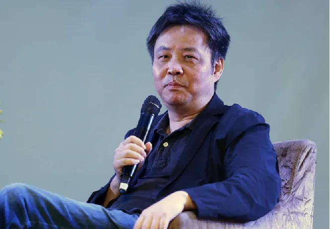 余华新书《卢克明的偷偷一笑》及作品合集
