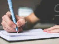 职场人士下班写作成长课程：从零到变现全流程指南