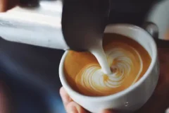 专业咖啡师教学课程：咖啡设备与花式咖啡制作