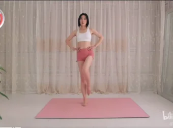 韩小四：瘦腿直腿居家训练全方案