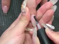 独角兽美甲技巧大全：从基础到高级美甲教程