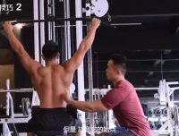 一介粗人×麦大湿：科学练背全攻略，系统掌握背部训练原理与技巧
