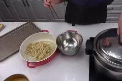 辣条制作配方与视频教程，在家轻松做美味辣条